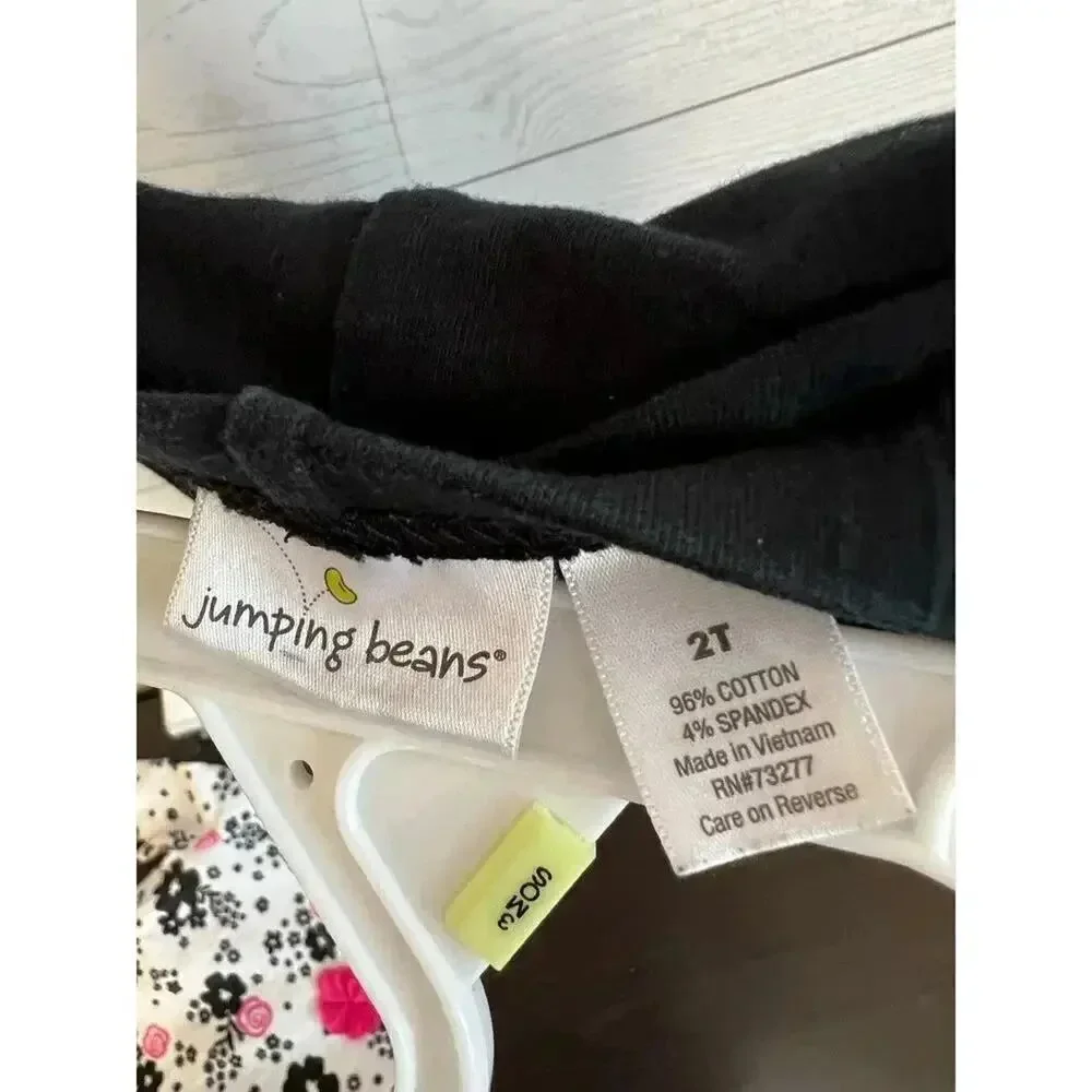 Jumping Beans long sleeve black & white floral top/black capris Size 2T